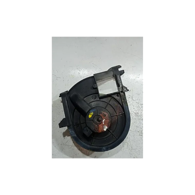 Recambio de motor calefaccion para renault clio ii symbol (2001) referencia OEM IAM 127121200  