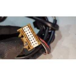 Recambio de retrovisor derecho para audi a4 b8 (8k2) 2.0 tdi referencia OEM IAM 010681  