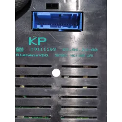 Recambio de pantalla multifuncion para opel astra h berlina (2004) 1.7 cdti referencia OEM IAM 13111163  