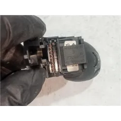 Recambio de mando multifuncion para peugeot 407 hdi 135 referencia OEM IAM 9641796480  