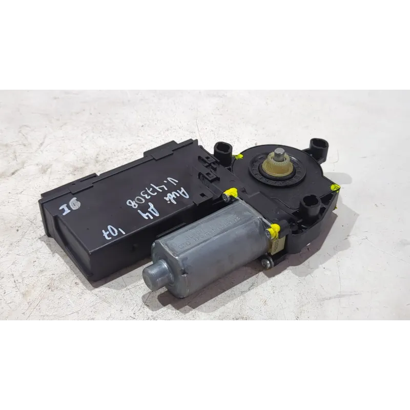Recambio de motor elevalunas delantero izquierdo para audi a4 b8 (8k2) 2.0 tdi referencia OEM IAM 8e1959801h  
