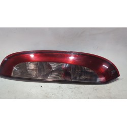 PILOTO TRASERO IZQUIERDO INTERIOR PORTON 09196363 