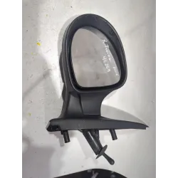 Recambio de retrovisor izquierdo para renault twingo ii (07.2007) 1.2 authentique [1,2 ltr. - 43 kw] referencia OEM IAM   