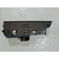 Recambio de botonera puerta delantera izquierda para opel insignia berlina (2008) 2.0 cdti referencia OEM IAM 13305012 GM1322222