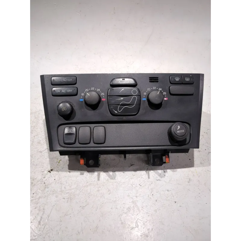 Recambio de mando climatizador para volvo s60 berlina (2000) 2.4 d referencia OEM IAM 8691876  