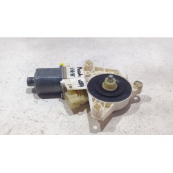 MOTOR ELEVALUNAS DELANTERO DERECHO a2048200242. 0130822440 