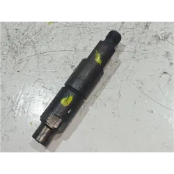 Recambio de inyector para renault master furgón (01.1998) caja cerrada, techo elevado referencia OEM IAM KBE58S4/4  