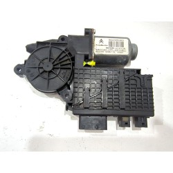 MOTOR ELEVALUNAS DELANTERO DERECHO 440806 9682495580 