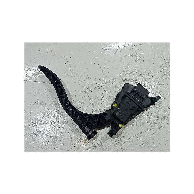 Recambio de potenciometro pedal gas para audi a6 berlina (4b2)(1997) 2.5 tdi referencia OEM IAM 4F1723523B  