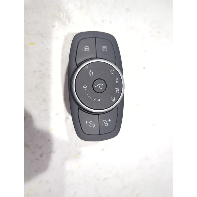 Recambio de mando de luces para ford fiesta vii (hj, hf) 1.5 tdci referencia OEM IAM 1033718201  