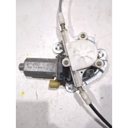 Recambio de elevalunas delantero derecho para renault megane 1.9 referencia OEM IAM 0130821721  
