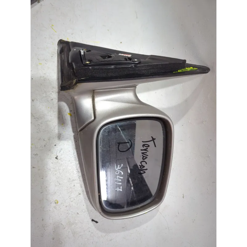 Recambio de retrovisor derecho para hyundai terracan (hp) 2.9 crdi 4wd referencia OEM IAM E4012155  