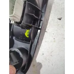 Recambio de botonera puerta delantera derecha para renault clio ii (bb_, cb_) 1.5 dci referencia OEM IAM 8200084005  