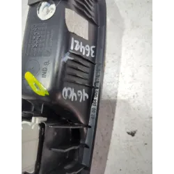 Recambio de botonera puerta delantera derecha para renault clio ii (bb_, cb_) 1.5 dci referencia OEM IAM 8200084005  