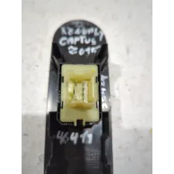 Recambio de mando elevalunas delantero derecho para renault captur 1.5 dci referencia OEM IAM 1135206x  