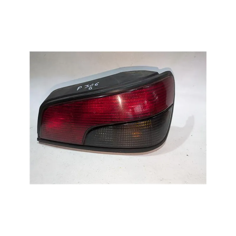 Recambio de piloto trasero derecho para peugeot 306 3/5 pt. (s1)(06.1996) referencia OEM IAM VALEO 2227D  