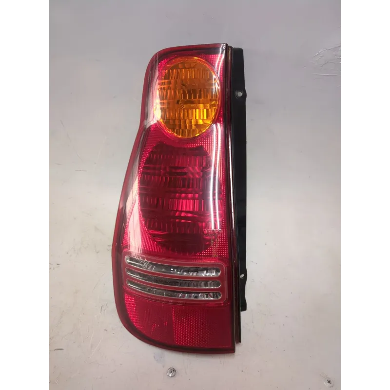 Recambio de piloto trasero izquierdo para hyundai matrix (fc)(2001) 1.6 referencia OEM IAM 00855224  