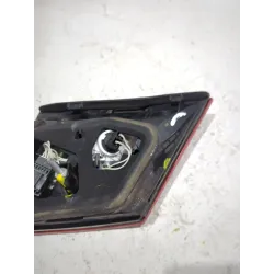 Recambio de piloto porton trasero derecho para mercedes-benz clase e 651 924 referencia OEM IAM A2128200864  