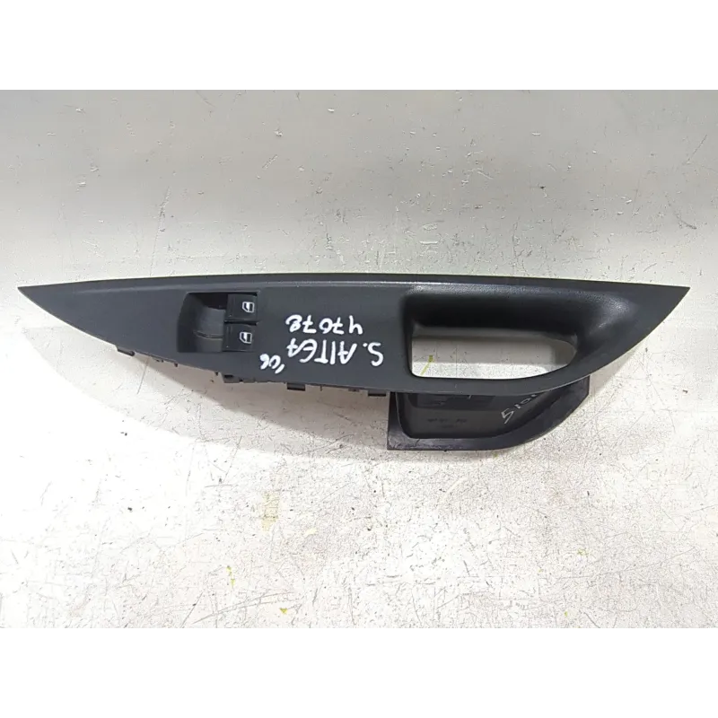Recambio de mando elevalunas delantero izquierdo para citroën c2 (jm_) 1.1 referencia OEM IAM 5p1867171  
