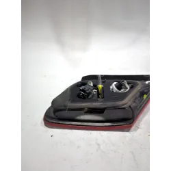 Recambio de piloto porton trasero derecho para mercedes-benz clase e 651 924 referencia OEM IAM A2128200864  