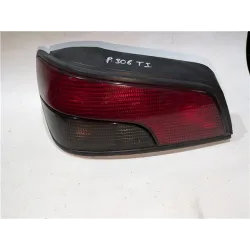 Recambio de piloto trasero izquierdo para peugeot 306 3/5 pt. (s1)(06.1996) referencia OEM IAM VALEO 2227  