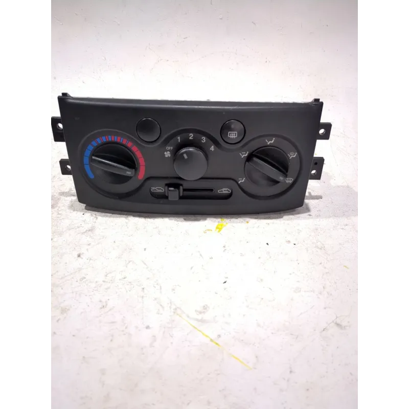 Recambio de mando climatizador para chevrolet kalos 1.4 referencia OEM IAM   