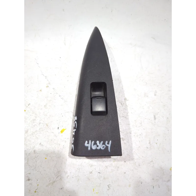 Recambio de botonera puerta trasera derecha para nissan note 1.6 gasolina referencia OEM IAM 25411ED008  