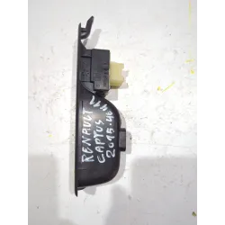 Recambio de botonera puerta trasera izquierda para renault captur 1.5 dci referencia OEM IAM 829614619R  
