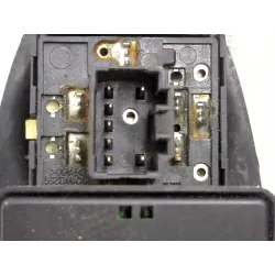Recambio de mando elevalunas delantero izquierdo para hyundai accent 1.5 crdi referencia OEM IAM 820W10270  
