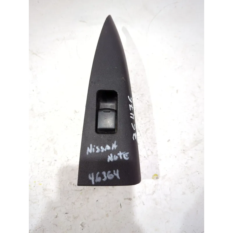 Recambio de botonera puerta trasera izquierda para nissan note 1.6 gasolina referencia OEM IAM 25411ED00B  