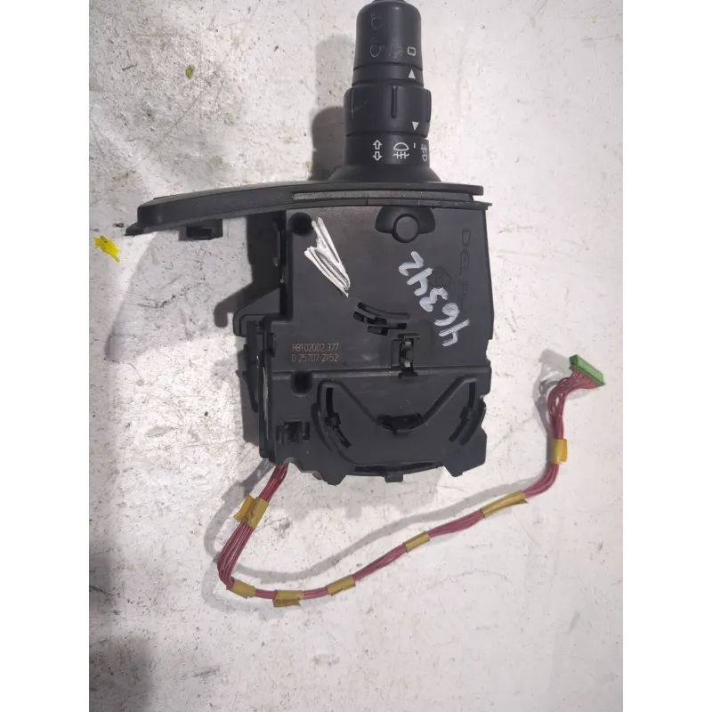 Recambio de mando de luces para renault modus i (2004) 1.5 d referencia OEM IAM 88102002377  