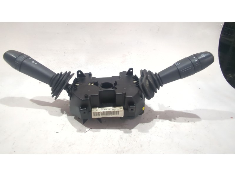Recambio de mando multifuncion para fiat stilo (192)(2001) 1.9 jtd (192_xe1a) referencia OEM IAM 07353729620  