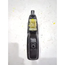 Recambio de mando elevalunas delantero izquierdo para renault captur 1.5 dci referencia OEM IAM 829614619R  