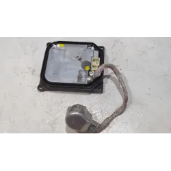 Recambio de centralita faros xenon para toyota auris (_e18_) 2.0 d-4d (ade186_) referencia OEM IAM 8596752021  