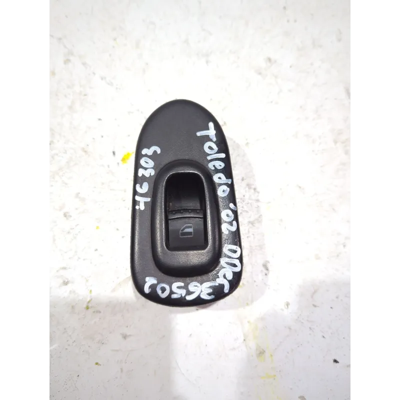 Recambio de botonera puerta delantera derecha para seat toledo (1m2)(03.1999) 1.9 tdi referencia OEM IAM 1M0867164  