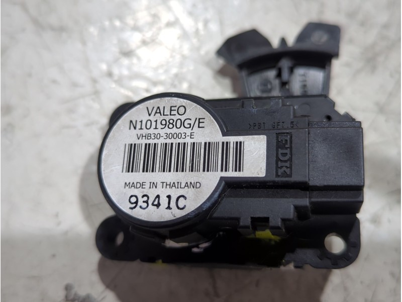 Recambio de motor apertura trampillas climatizador para renault megane iii sport tourer (2009) 1.6 bose edition [1,6 ltr. - 96 k