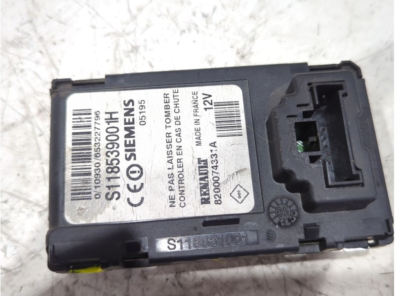 Recambio de conmutador de arranque para renault megane ii (bm0/1_, cm0/1_) 1.5 dci referencia OEM IAM 8200074331A  