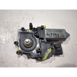 Recambio de motor elevalunas delantero izquierdo para audi a4 b5 avant (8d5) 1.9 tdi referencia OEM IAM 0536001402  