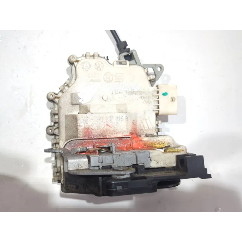 Recambio de cerradura puerta delantera derecha para seat leon (1p1) 1.9 tdi referencia OEM IAM 1P1837016B  