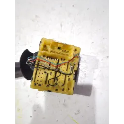 Recambio de mando limpiaparabrisas para renault captur 1.5 dci referencia OEM IAM E10670323  