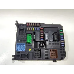 Recambio de caja reles / fusibles para peugeot 208 1.6 hdi referencia OEM IAM 22661F01 9807532080  