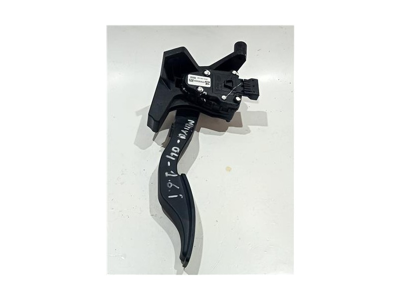 Recambio de potenciometro pedal gas para opel meriva (2003) 1.7 cdti referencia OEM IAM 93335443DA  