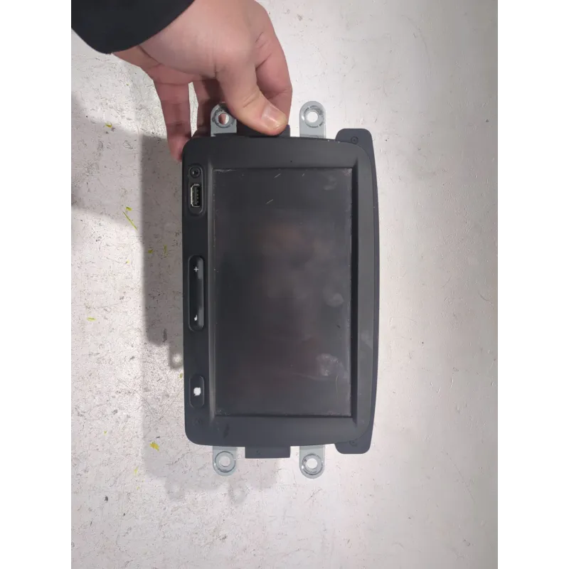 Recambio de sistema audio / radio cd para renault captur 1.5 dci referencia OEM IAM 281150198R  