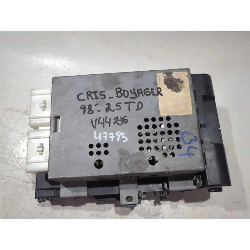 Recambio de caja reles / fusibles para chrysler voyager es (1987) 2.5 td referencia OEM IAM P04707996AE  