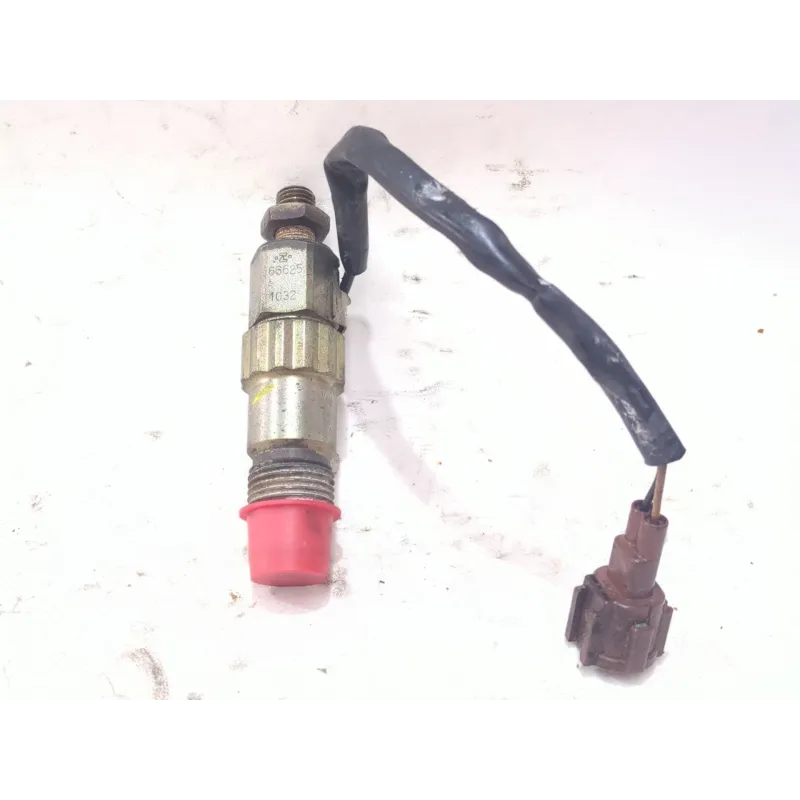 Recambio de inyector para nissan almera (n15)(07.1995) 2.0 d referencia OEM IAM 66625 A1032  