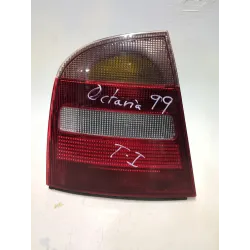 Recambio de piloto trasero izquierdo para skoda octavia berlina (1u2)(1997) 1.6 referencia OEM IAM 1U6945111  