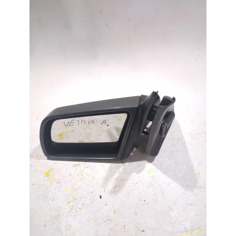 Recambio de retrovisor izquierdo para opel vectra a (1988) 1.7 td referencia OEM IAM   