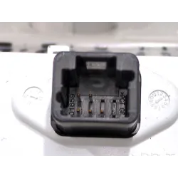 Recambio de luz interior techo para renault captur 1.5 dci referencia OEM IAM 283128032 739486822R  
