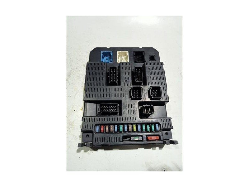 Recambio de caja fusibles/rele para peugeot 207 (2006) 1.4 confort [1,4 ltr. - 50 kw hdi] referencia OEM IAM 9663798280  