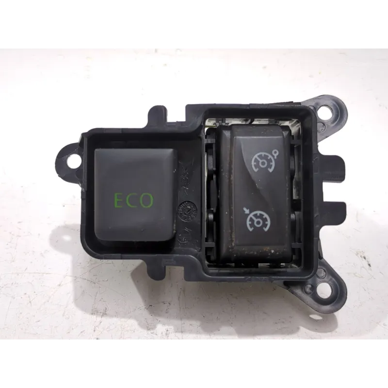 Recambio de interruptor para renault captur 1.5 dci referencia OEM IAM 251B45280R  